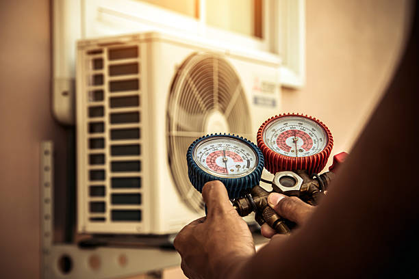 Professional Ductwork Repair technician working in Somers, NY